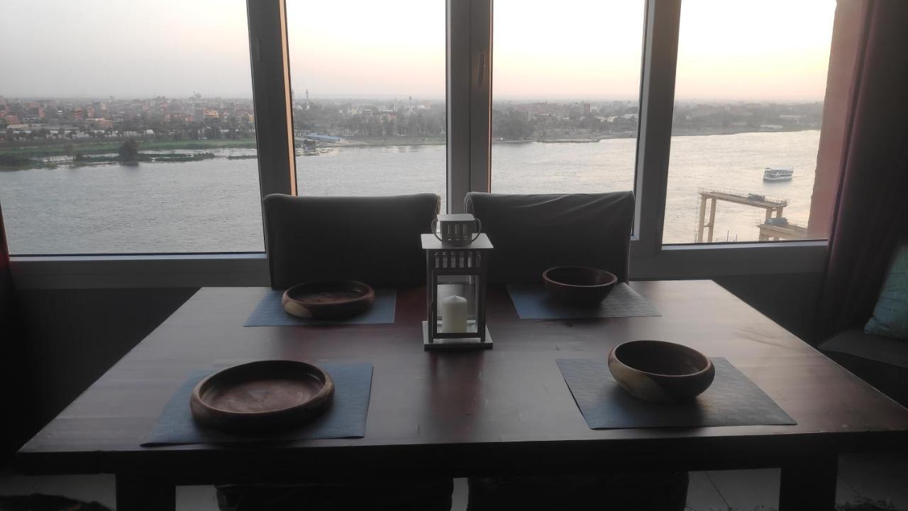 קהיר Nile Pyramidal View Apartment מראה חיצוני תמונה
